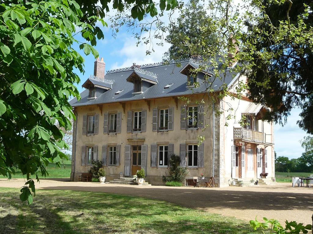 Domaine De Savigny Bed & Breakfast Saint-Saulge Екстериор снимка